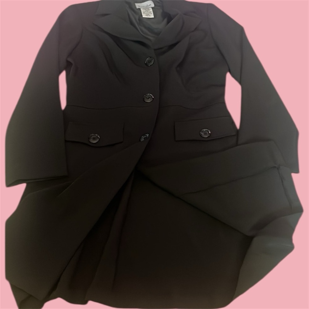 Breakin Loose size 10 long black coat has stretch nice lightweight material EUC